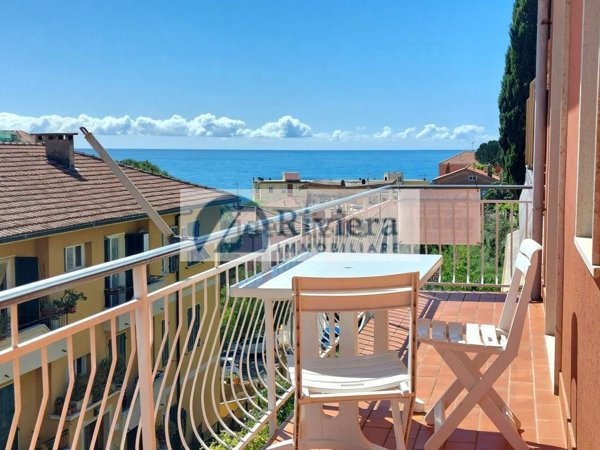 appartamento in vendita a Cervo