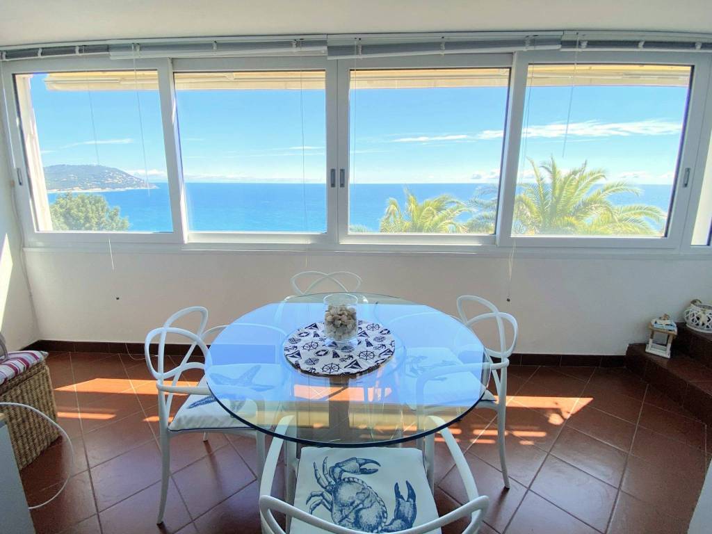 appartamento in vendita a Cervo