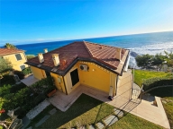 casa indipendente in vendita a Cervo