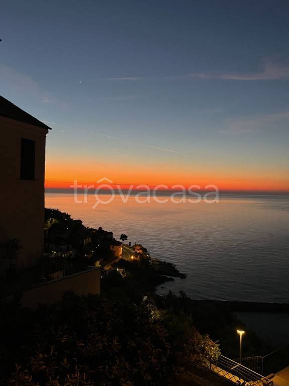 appartamento in vendita a Cervo