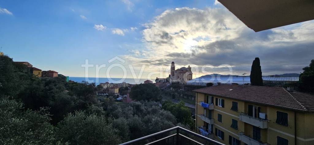 appartamento in vendita a Cervo