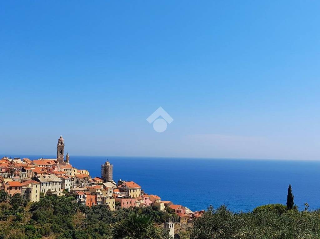 casa indipendente in vendita a Cervo