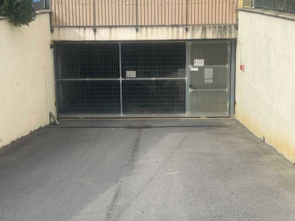 locale di sgombero in vendita a Cervo