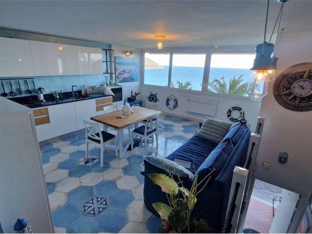 appartamento in vendita a Cervo