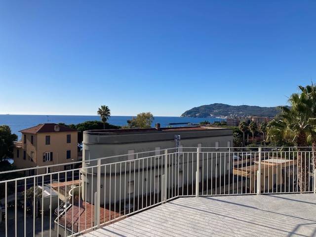 appartamento in vendita a Cervo