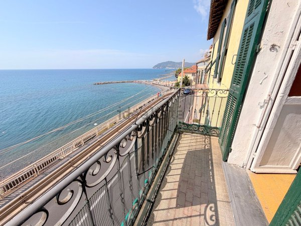 appartamento in vendita a Cervo