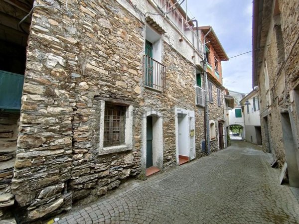 appartamento in vendita a Cesio