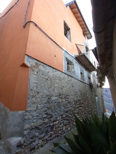 casa indipendente in vendita a Cesio