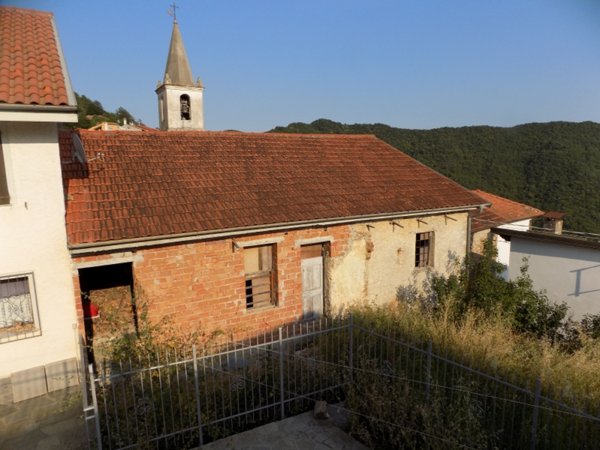 casa indipendente in vendita a Cesio