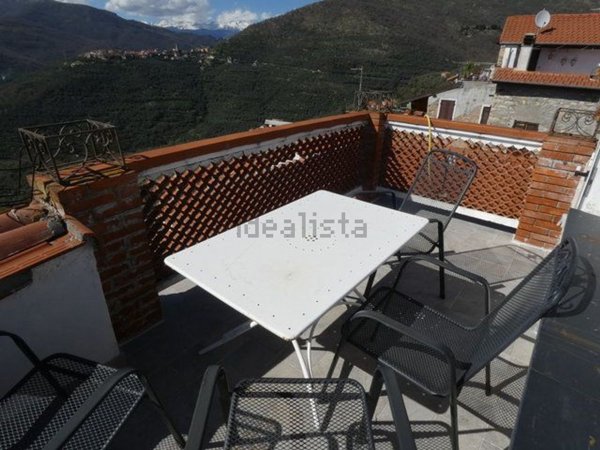 appartamento in vendita a Chiusanico