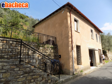 appartamento in vendita a Chiusanico in zona Torria