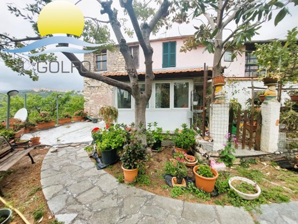 casale in vendita a Chiusanico