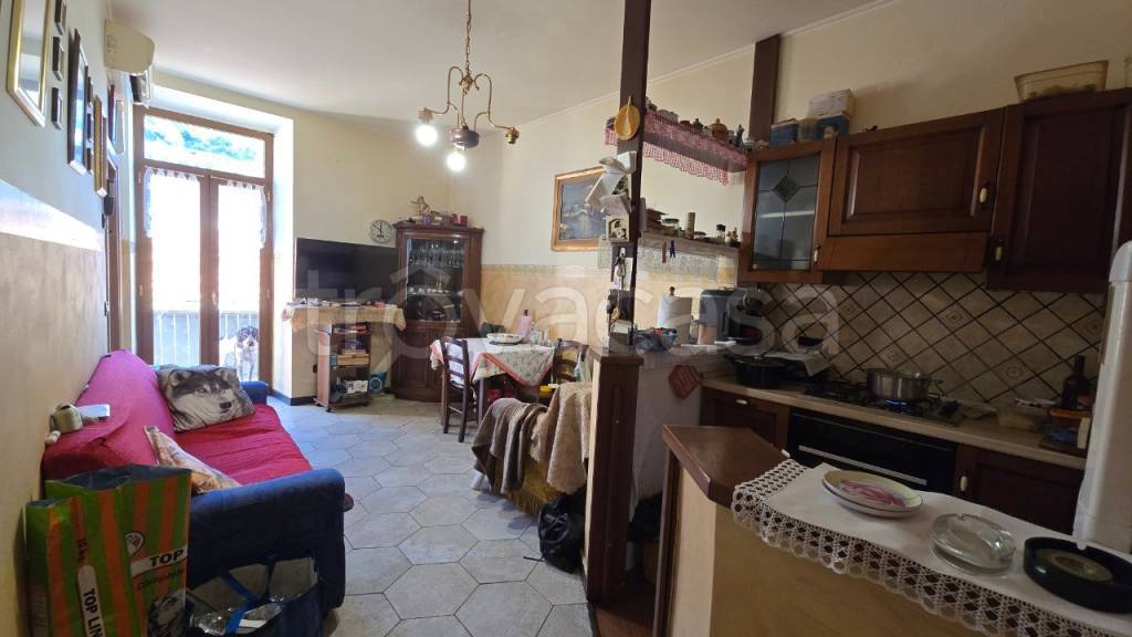 casa indipendente in vendita a Chiusanico in zona Gazzelli