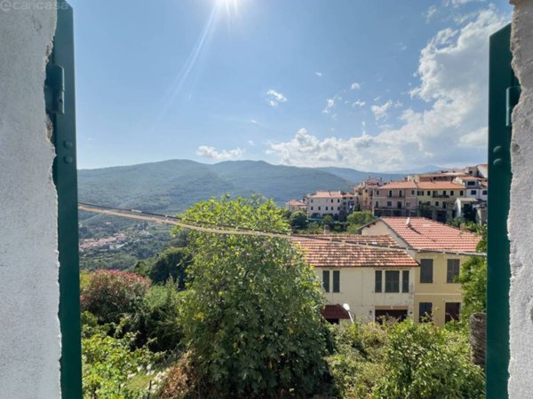 appartamento in vendita a Chiusanico in zona Gazzelli