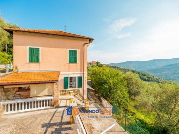 appartamento in vendita a Chiusanico in zona Torria