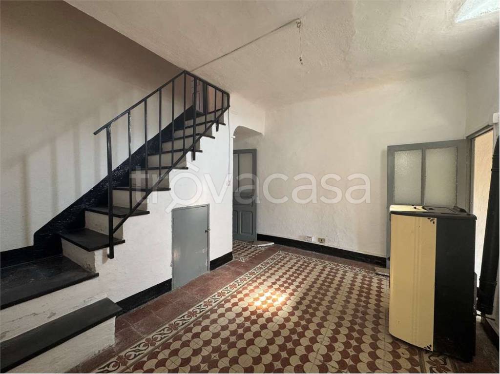 casa indipendente in vendita a Chiusanico