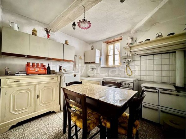 casa indipendente in vendita a Chiusanico