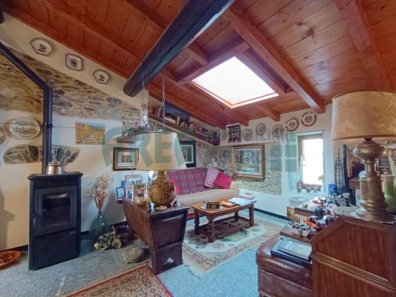 casa indipendente in vendita a Chiusavecchia