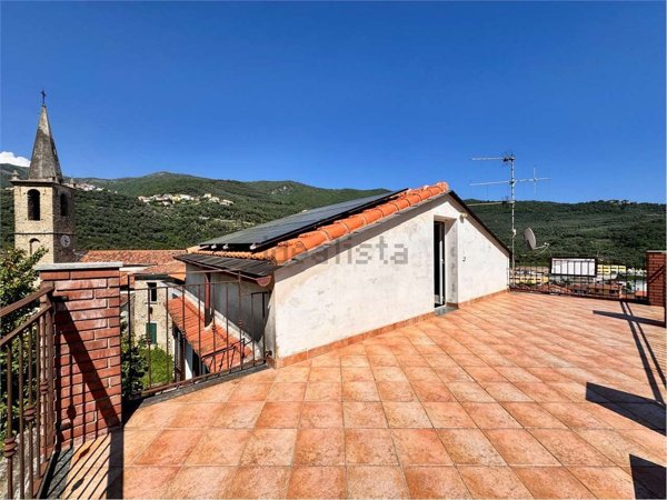 casa semindipendente in vendita a Chiusavecchia in zona Sarola