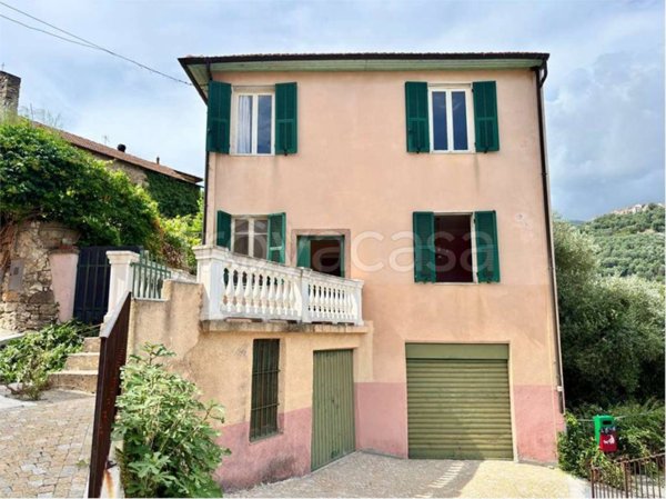 casa indipendente in vendita a Chiusavecchia in zona Sarola