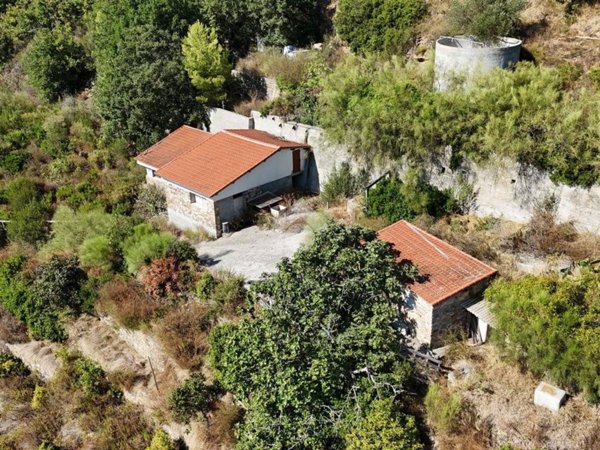 terreno agricolo in vendita a Cipressa
