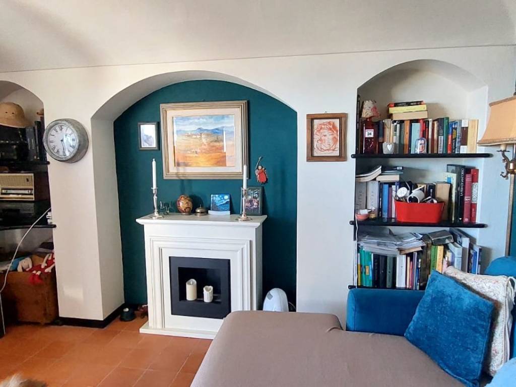 casa indipendente in vendita a Cipressa