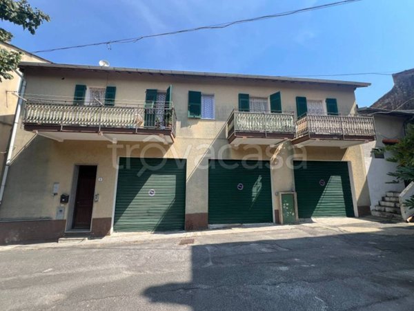casa indipendente in vendita a Cipressa