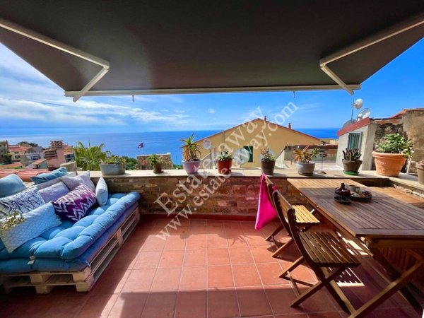 casa indipendente in vendita a Cipressa