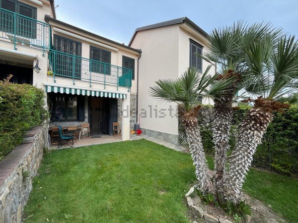 appartamento in vendita a Cipressa