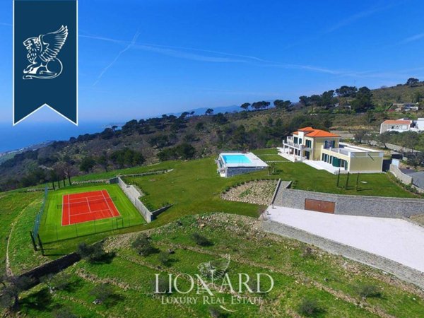 casa indipendente in vendita a Cipressa