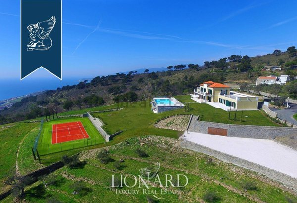 casa indipendente in vendita a Cipressa