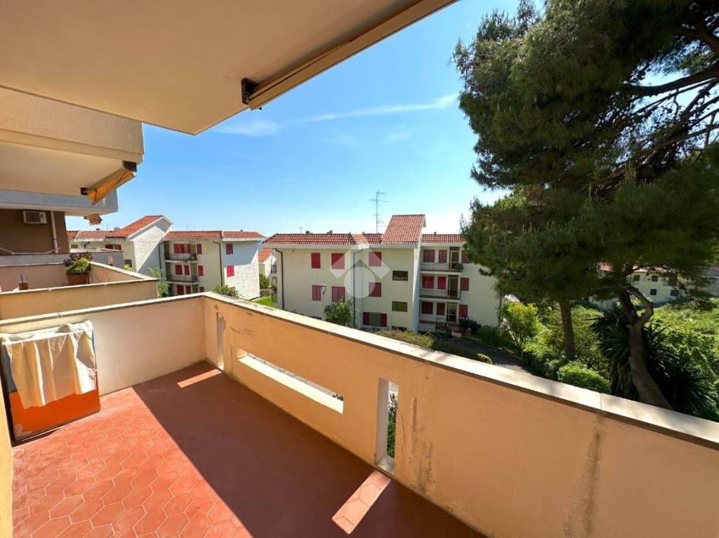appartamento in vendita a Cipressa in zona Aregai