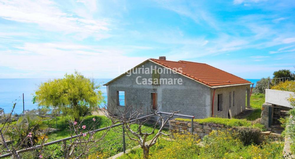 casa indipendente in vendita a Cipressa in zona Aregai