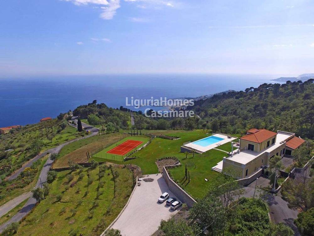 casa indipendente in vendita a Cipressa