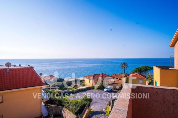 appartamento in vendita a Cipressa