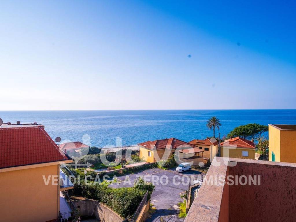 appartamento in vendita a Cipressa