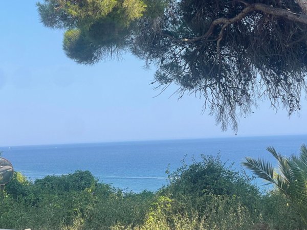 appartamento in vendita a Cipressa