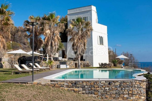 casa indipendente in vendita a Cipressa