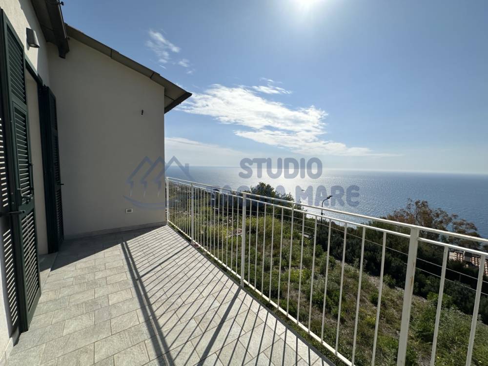 casa indipendente in vendita a Cipressa