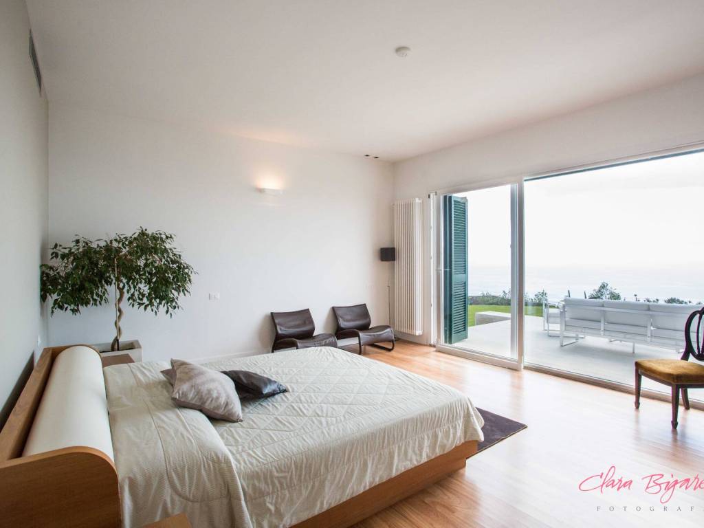 casa indipendente in vendita a Cipressa