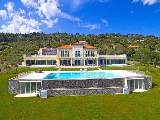 casa indipendente in vendita a Cipressa