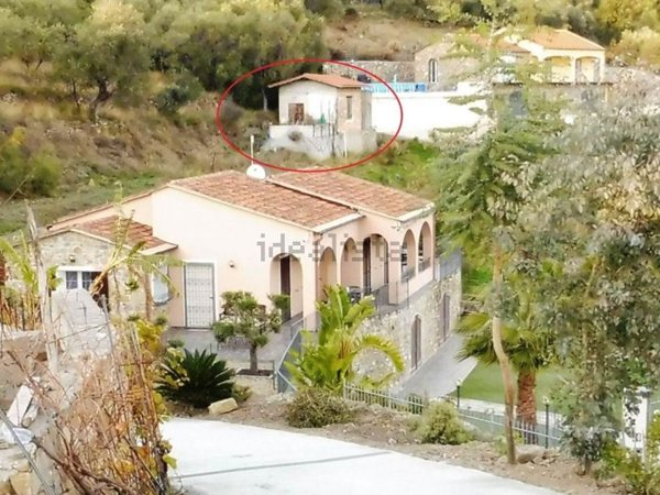 appartamento in vendita a Cipressa in zona Piani di Cipressa