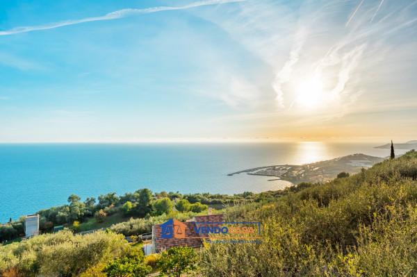 appartamento in vendita a Cipressa