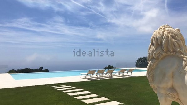 casa indipendente in vendita a Cipressa in zona Aregai