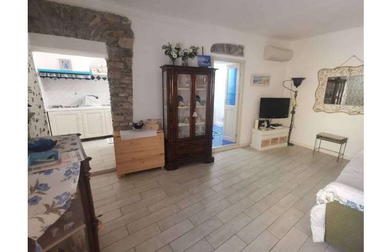 appartamento in vendita a Cipressa