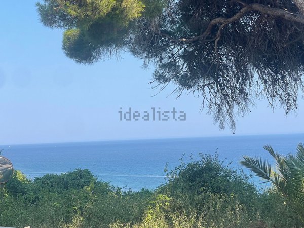appartamento in vendita a Cipressa