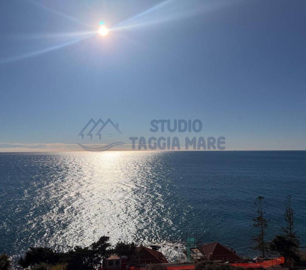 casa indipendente in vendita a Cipressa