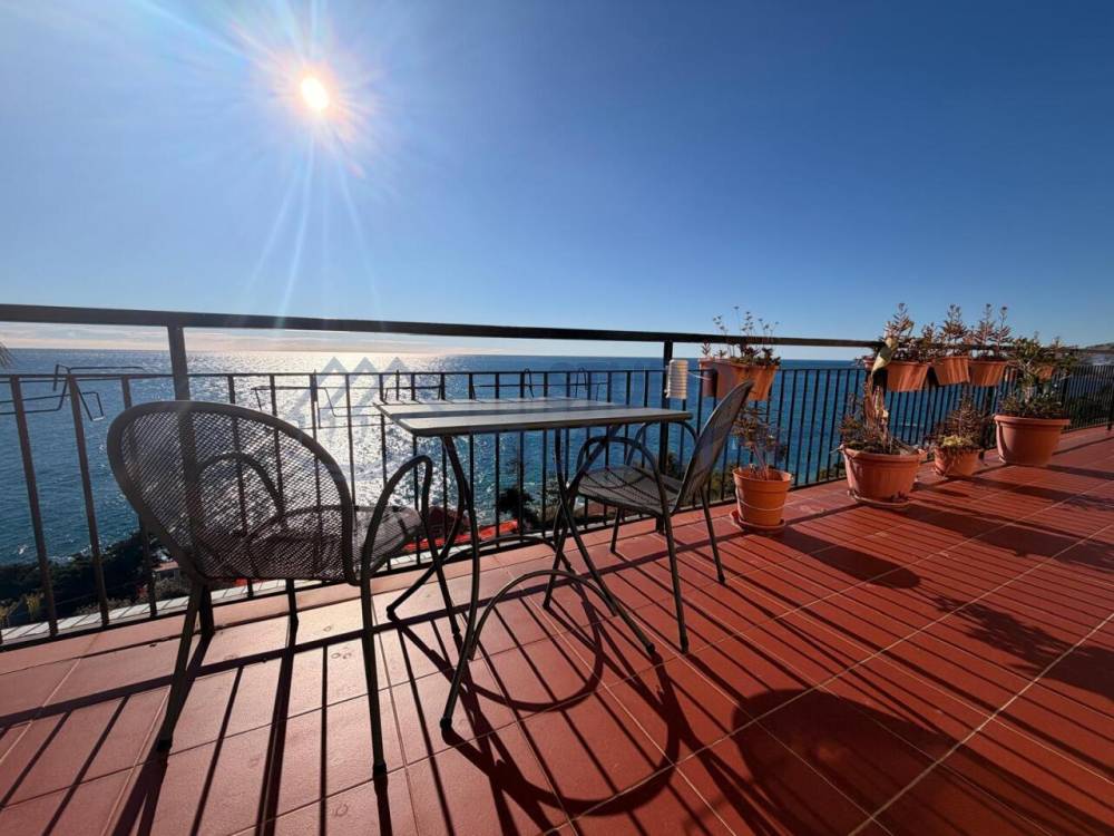 appartamento in vendita a Cipressa