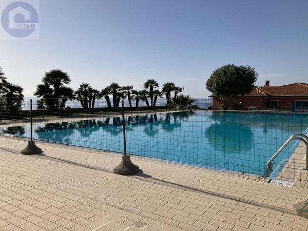 appartamento in vendita a Cipressa