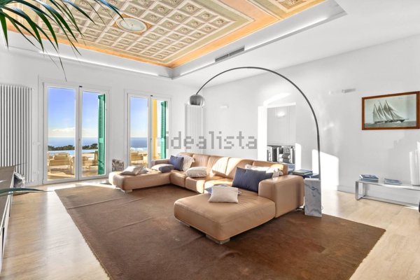 casa indipendente in vendita a Cipressa